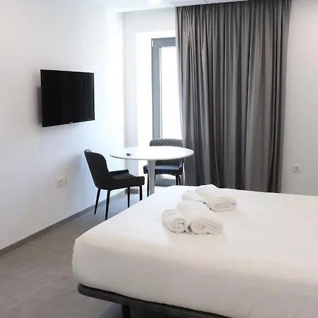 Apartment V&c *